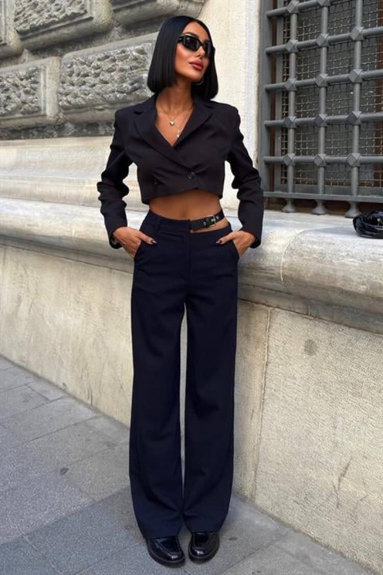 Black High Waist Tapered Carrot Pants