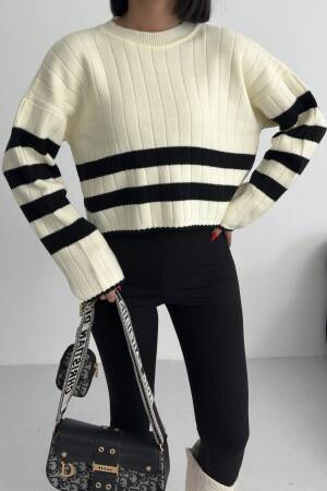 White Oversized Fit Crew Neck Crop Sweater - Brand: My Fashion - Women & Kids, Baby Clothes Wholesale - Globality Store