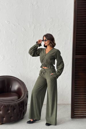 Green Casual V-Neck Crop Shirt - Brand: Topshow - Women & Kids, Baby Clothes Wholesale - Globality Store