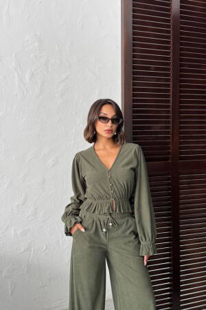 Green Casual V-Neck Crop Shirt - Brand: Topshow - Women & Kids, Baby Clothes Wholesale - Globality Store