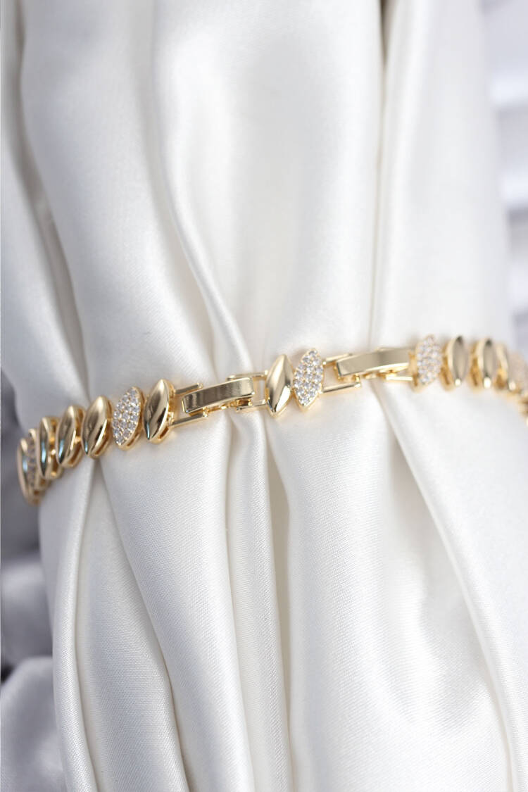 Brass Vip Series Gold Color Barley Model Women's Bracelet