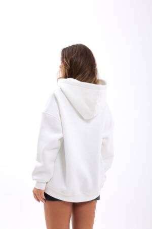 White Sweatshirt Oversized Fit With Hooded Neck - Brand: Fame - Women & Kids, Baby Clothes Wholesale - Globality Store