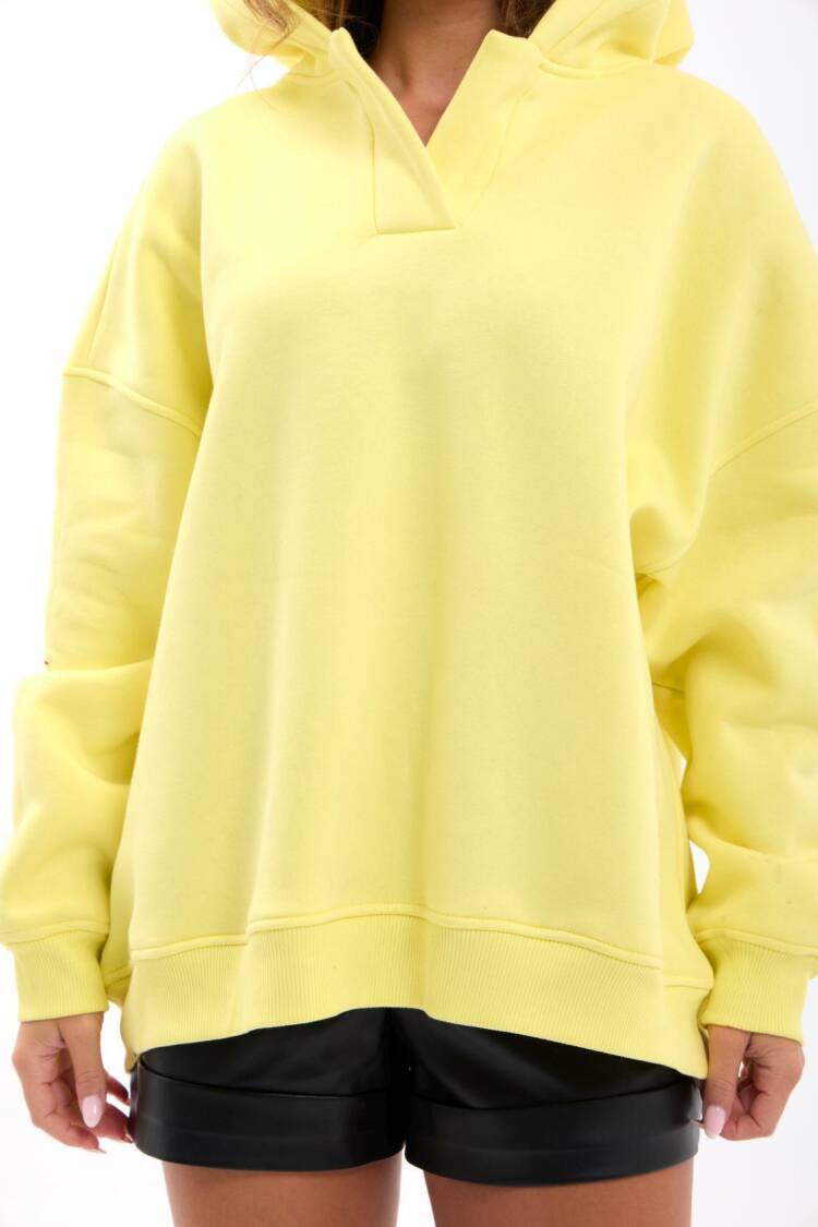 Casual Oversized Fit Sweatshirt With Hood