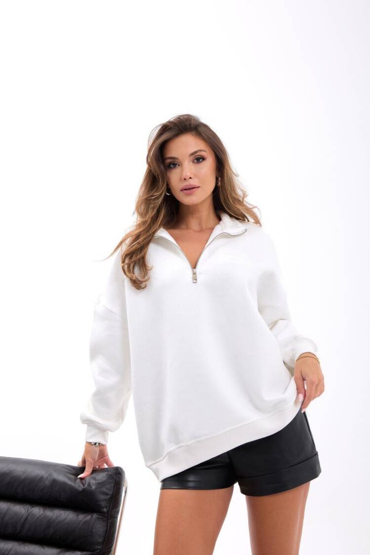 White Sweatshirt With Hooded Neck And Oversized Fit - Brand: Fame - Women & Kids, Baby Clothes Wholesale - Globality Store
