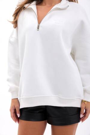 White Sweatshirt With Hooded Neck And Oversized Fit - Brand: Fame - Women & Kids, Baby Clothes Wholesale - Globality Store
