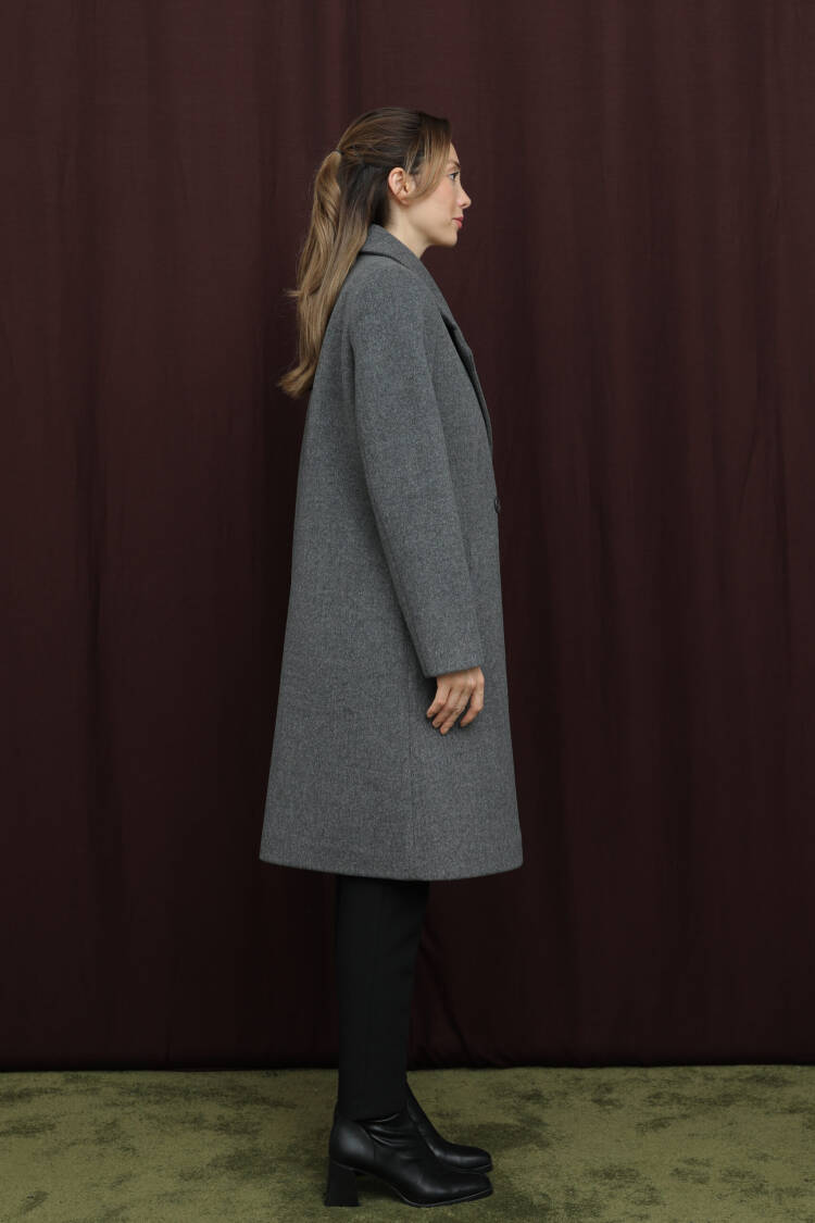 Grey Elegant Single-Breasted Coat