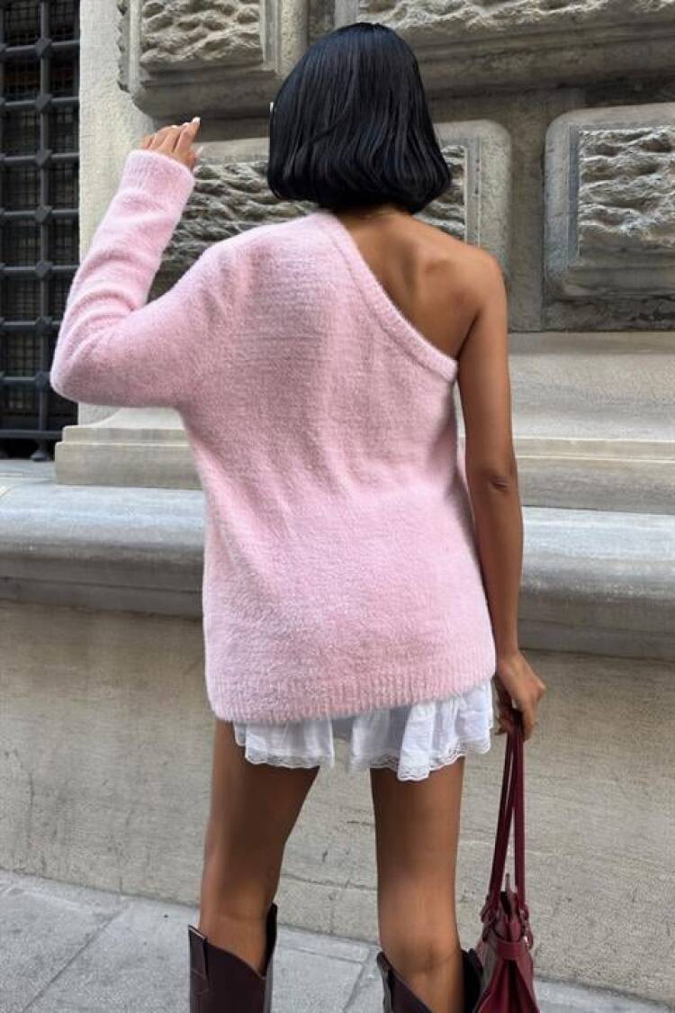 Fitted One Shoulder Neck Sweater