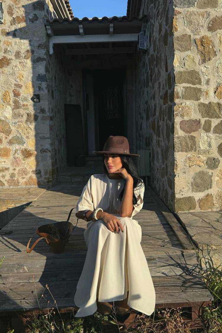 Modest Elegant Floor Length Shift Dress