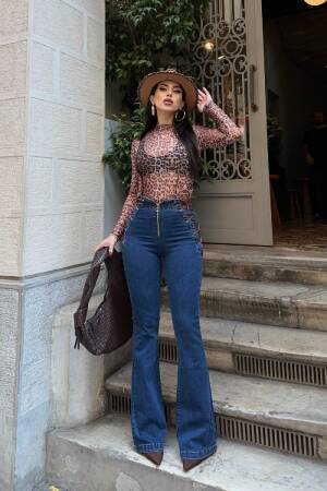 High Waist Mom Jeans With Flare Leg - Brand: XLove - Women & Kids, Baby Clothes Wholesale - Globality Store