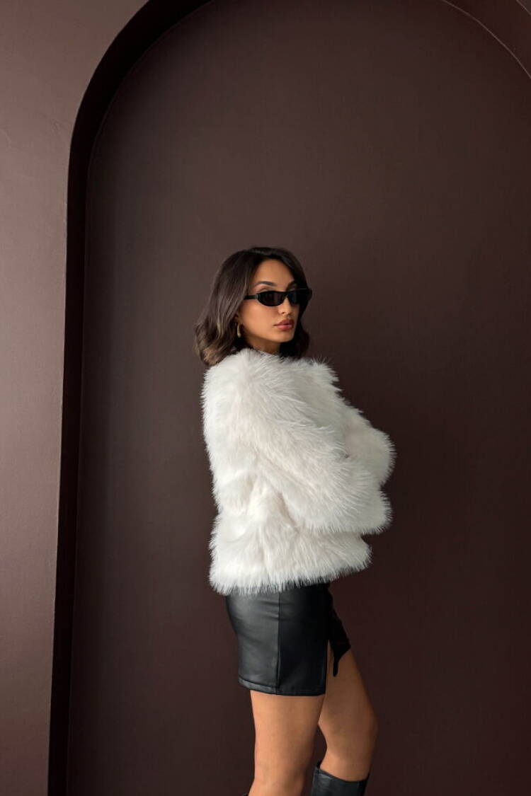 Elegant White Fur Jacket