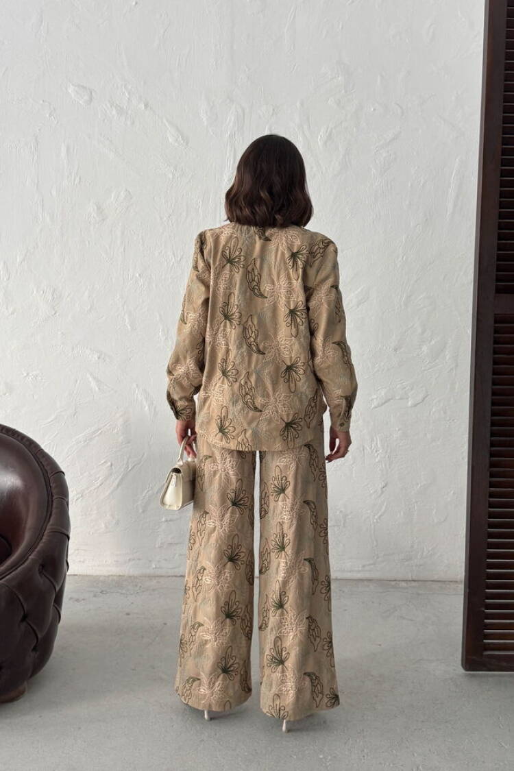 Beige Casual Ethnic Floral Shirt