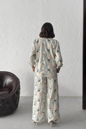 White Floral Buttoned Shirt With Notched Neck - Brand: Topshow - Women & Kids, Baby Clothes Wholesale - Globality Store