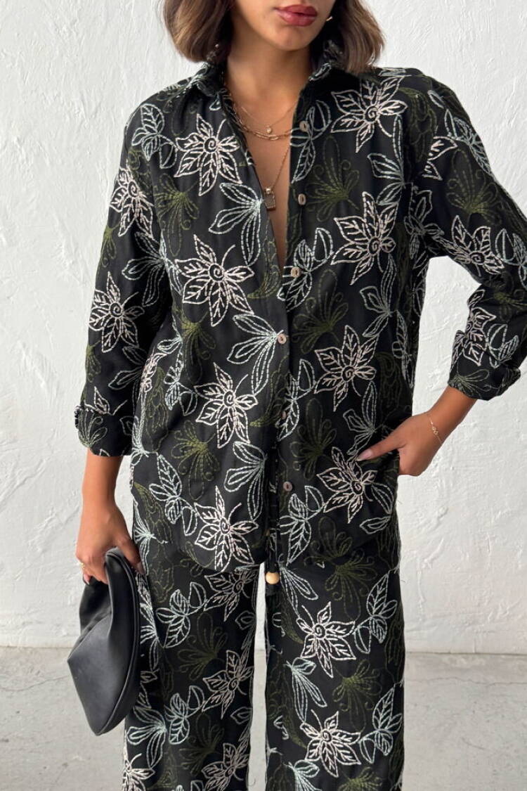 Floral Buttoned Shirt With Notched Neck