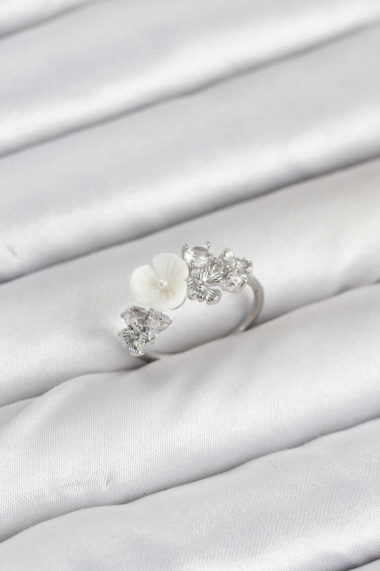 Brass Silver Color Flower Pattern Zircon Stone Women Ring - Brand: Ebijuteri - Women & Kids, Baby Clothes Wholesale - Globality Store