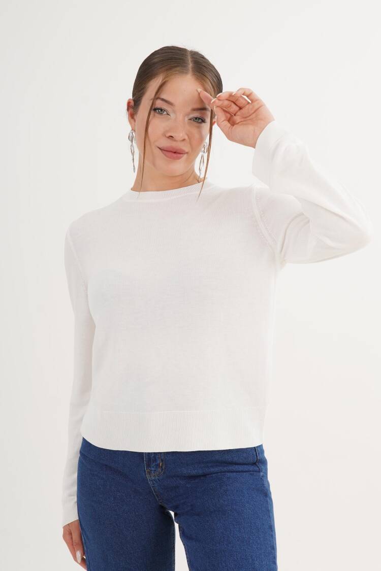 Sweater With Crew Neck And Long Sleeves