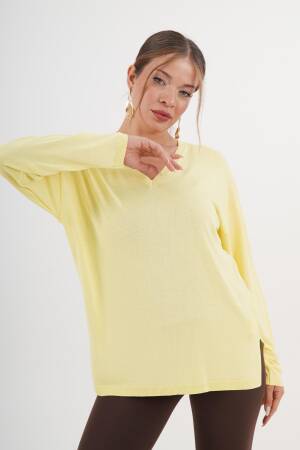 V-Neck Oversized Fit Sweater - Brand: Lustrin - Women & Kids, Baby Clothes Wholesale - Globality Store