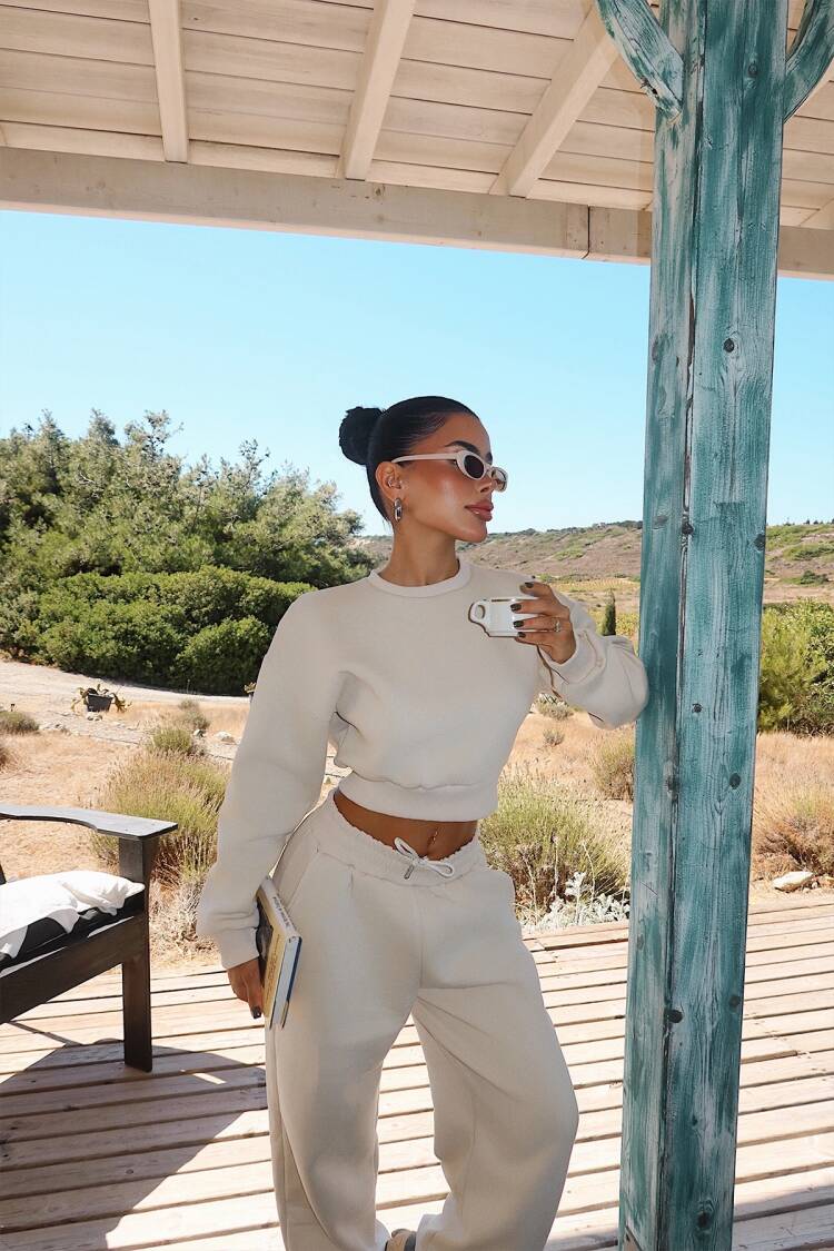 Beige Tracksuit Oversized Jogger For Casual Sport