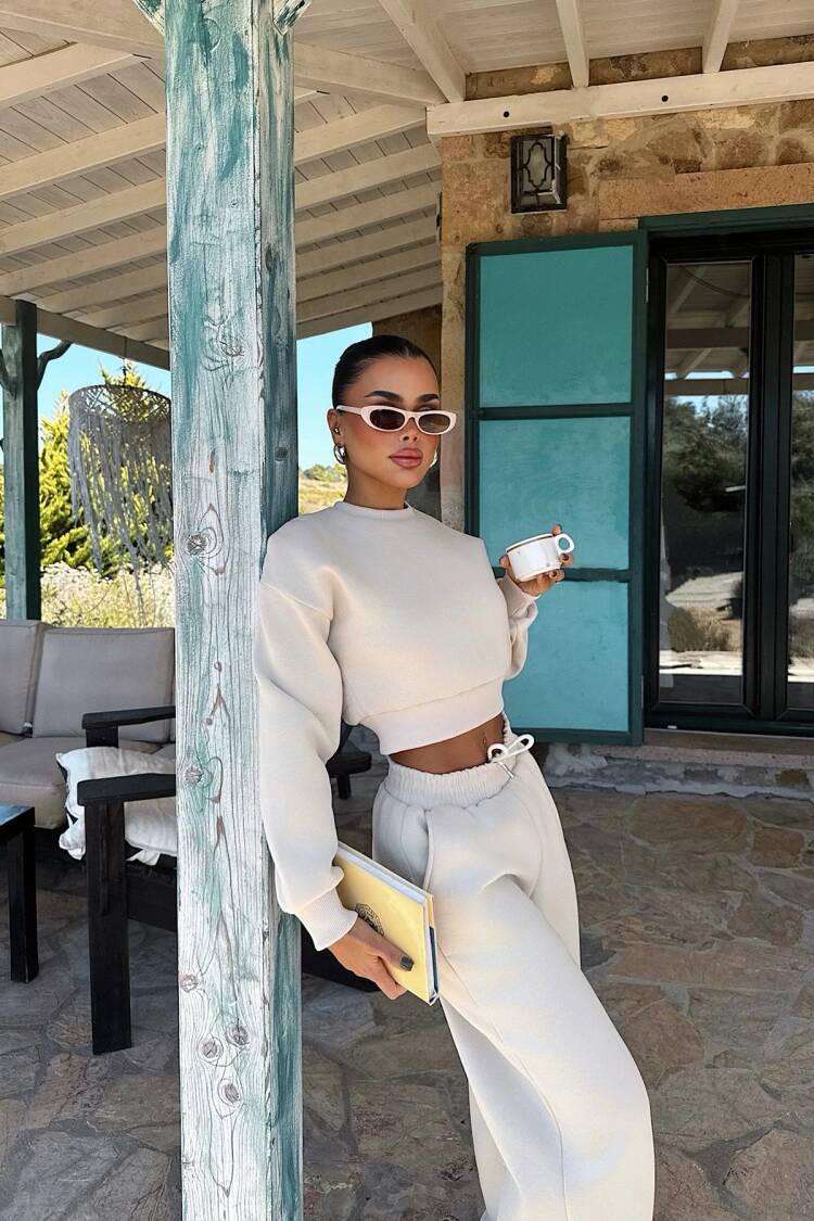 Beige Tracksuit Oversized Jogger For Casual Sport