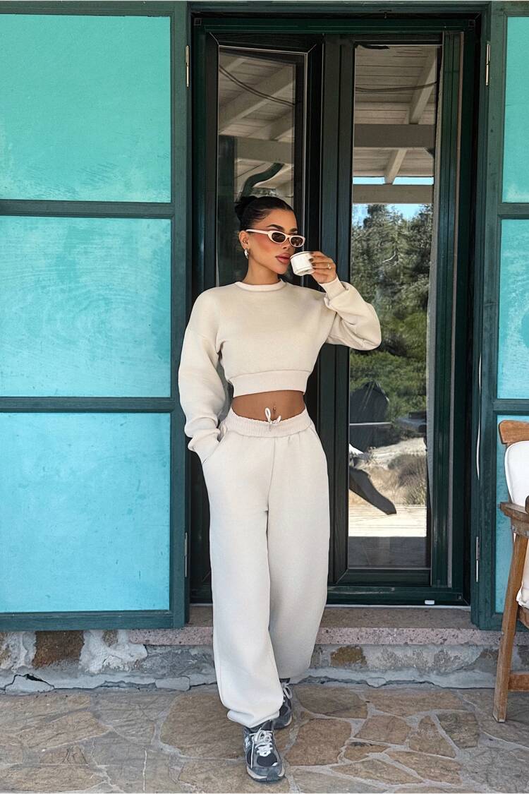 Beige Tracksuit Oversized Jogger For Casual Sport