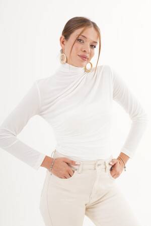 Slim Fit Turtle Neck Blouse - Brand: Lustrin - Women & Kids, Baby Clothes Wholesale - Globality Store