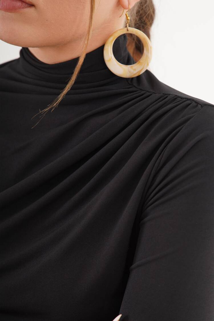 Slim Fit Elegant Modest Blouse