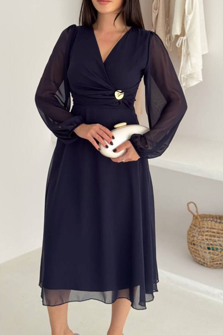 ElegantWrap Dress With V-Neck