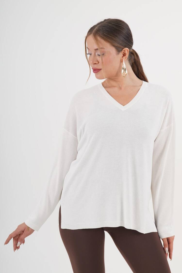 Casual Elegant Oversized V-Neck Sweater