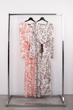 Elegant White Sheath Dress With Paisley Pattern - Brand: Cream Rouge - Women & Kids, Baby Clothes Wholesale - Globality Store
