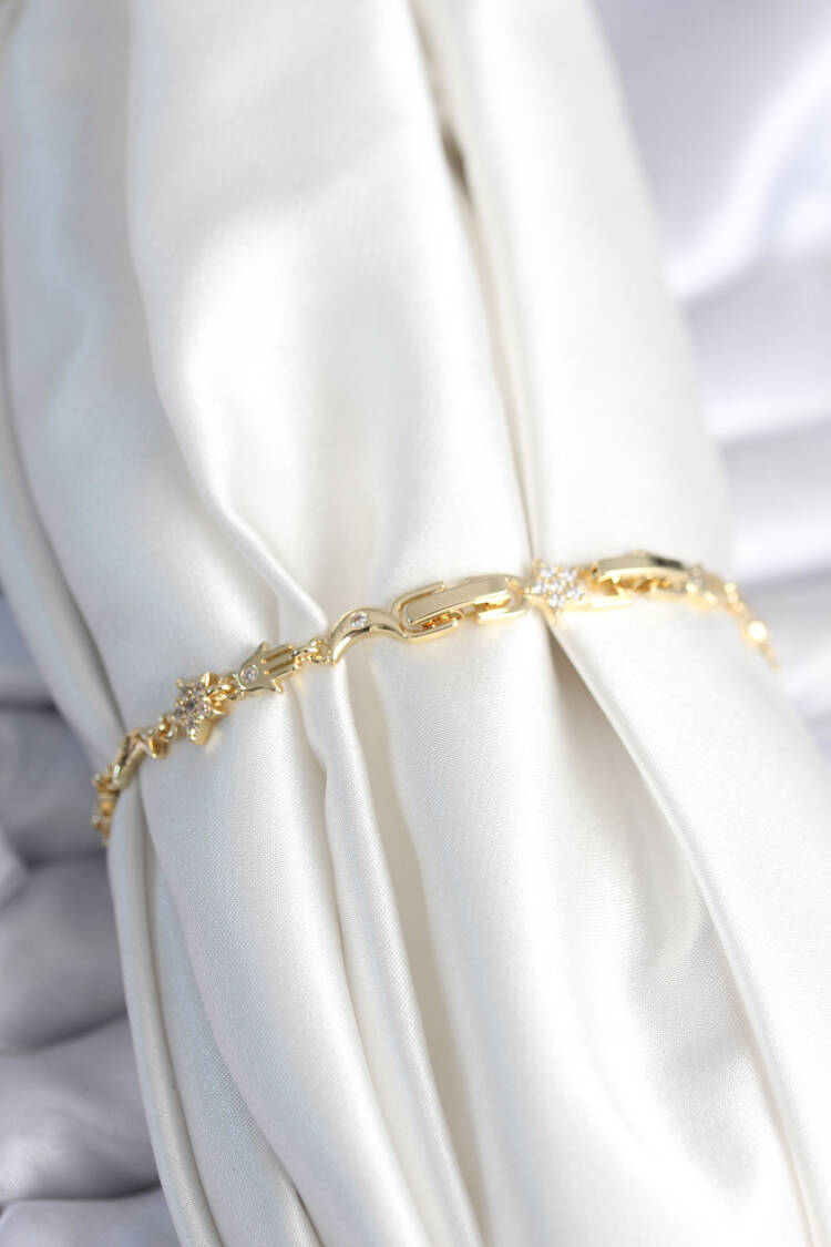 Brass Gold Color Women's Manifest Bracelet