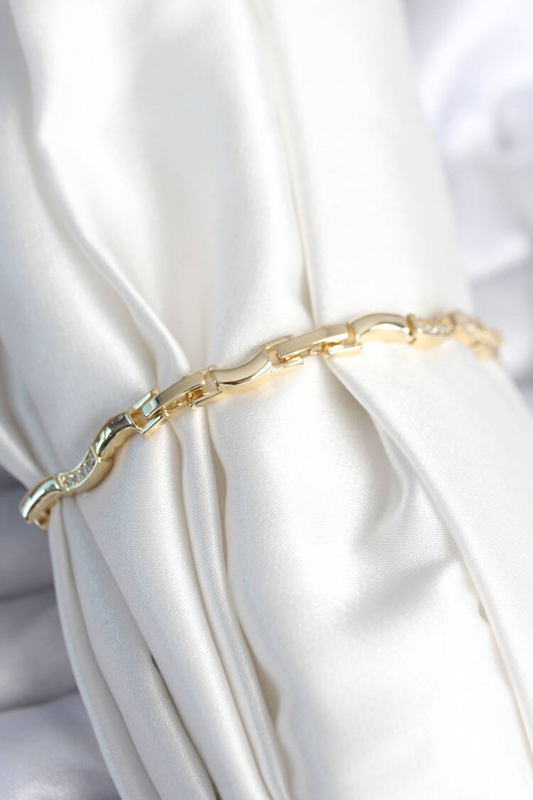 Brass Gold Color Wavy Pattern Women's Bracelet