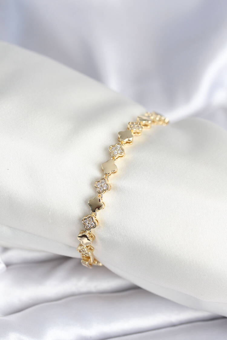 Brass Gold Color Zircon Stone Clover Pattern Women Bracelet - Brand: Ebijuteri - Women & Kids, Baby Clothes Wholesale - Globality Store