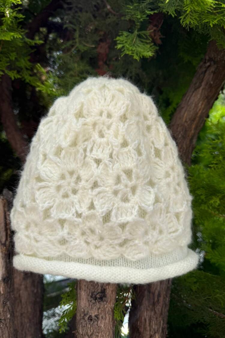Beige Beret - Elegant Vintage Boho Style