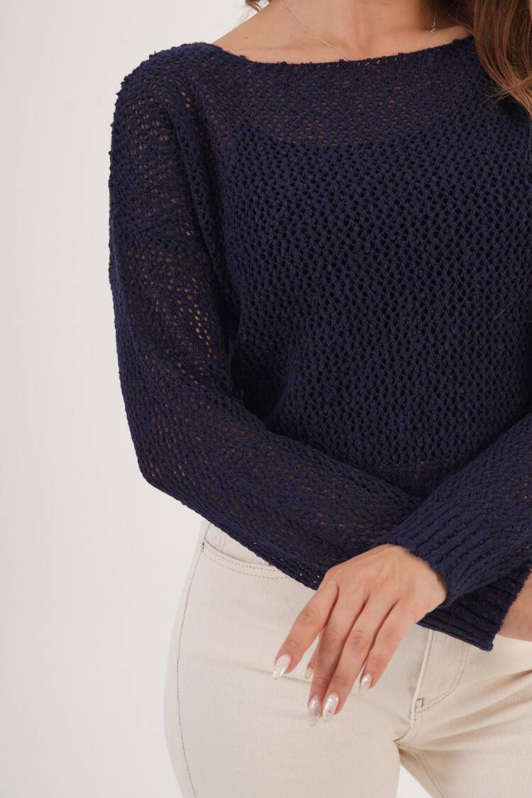 Sweater With Boat Neck And Crop Length