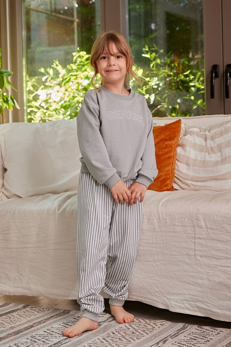 Girl's Pajamas - Toptan Kız Çocuk Yazı Nakışlı Pijama Takımı 3-12Y 1070-ZK24-110230 - Brand: Zeyland - Women & Kids, Baby Clothes Wholesale - Globality Store