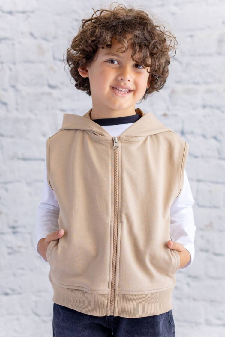 Boys' Outerwear - Toptan Unisex Çocuk Basic Kapüşonlu Yelek 1-12Y 1070-252Z3YZD23 - Brand: Zeyland - Women & Kids, Baby Clothes Wholesale - Globality Store
