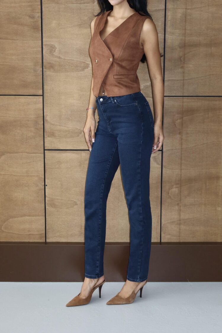 Casual Elegant Mom Jeans - Brand: LACARINO - Women & Kids, Baby Clothes Wholesale - Globality Store