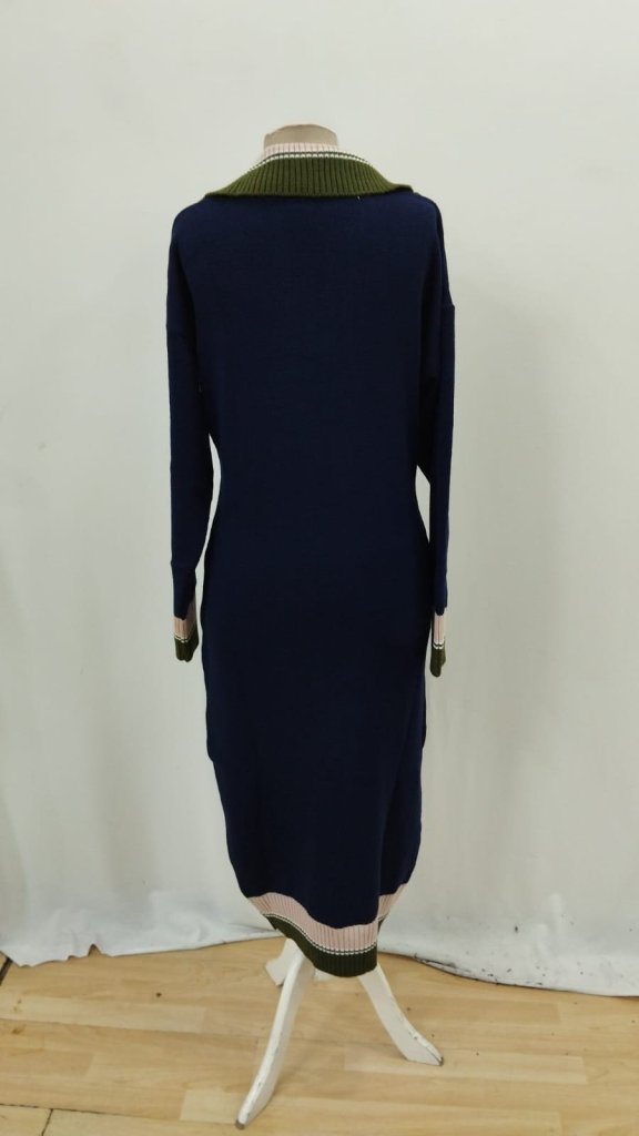 Navy Blue Sweater Dress With V-Neck And Long Sleeves