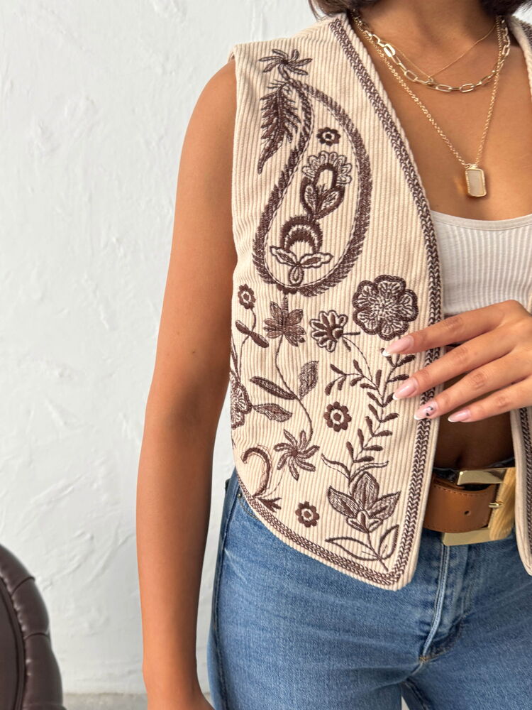 Beige Boho Elegant Regular Fit Vest