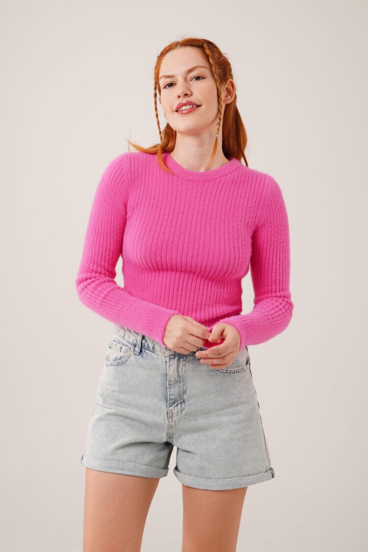 Pink Casual Fitted Sweater With Crew Neck