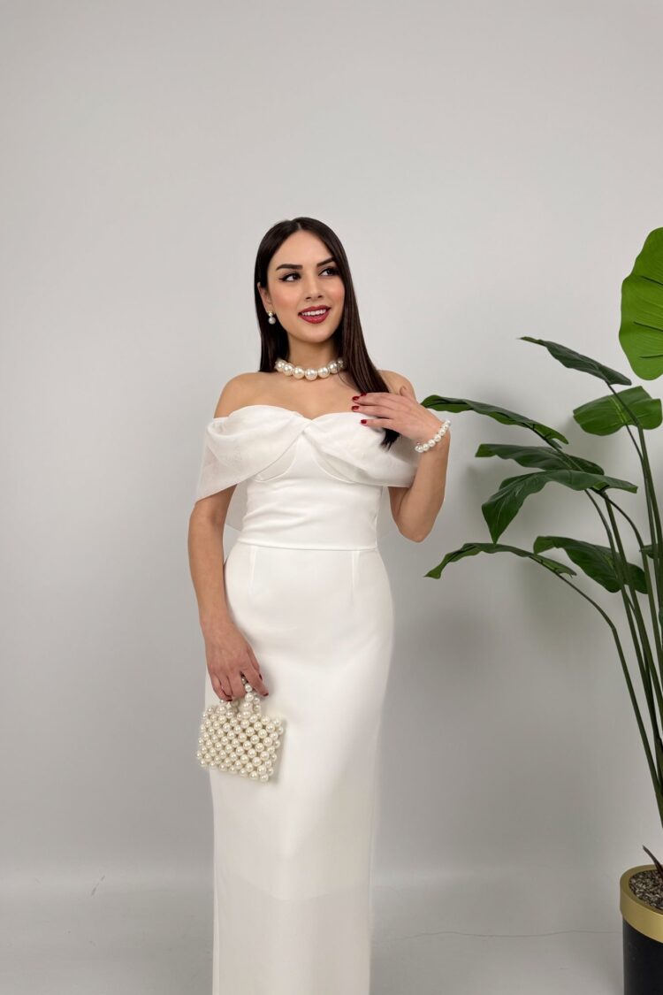 ElegantSheath Dress With Cape Sleeves