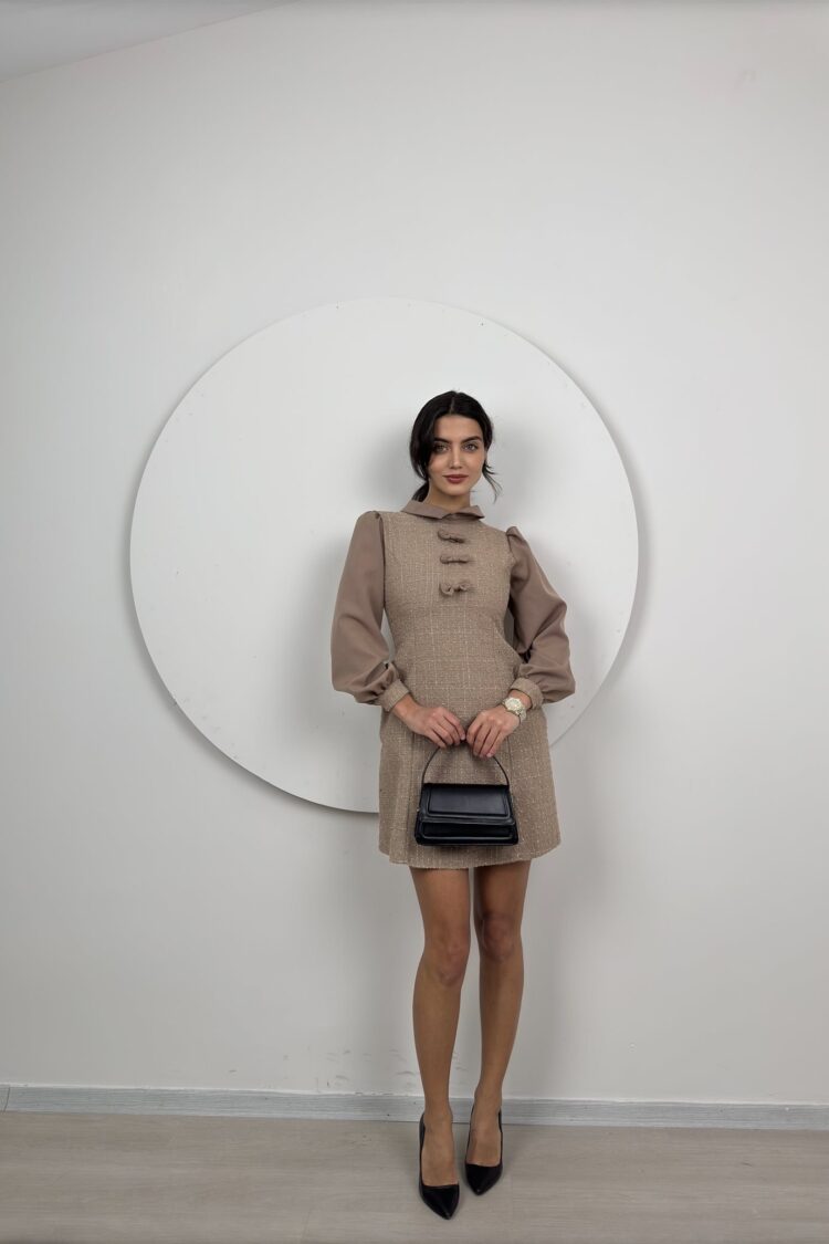 Beige Checkered Mini Shift Dress With Balloon Sleeves