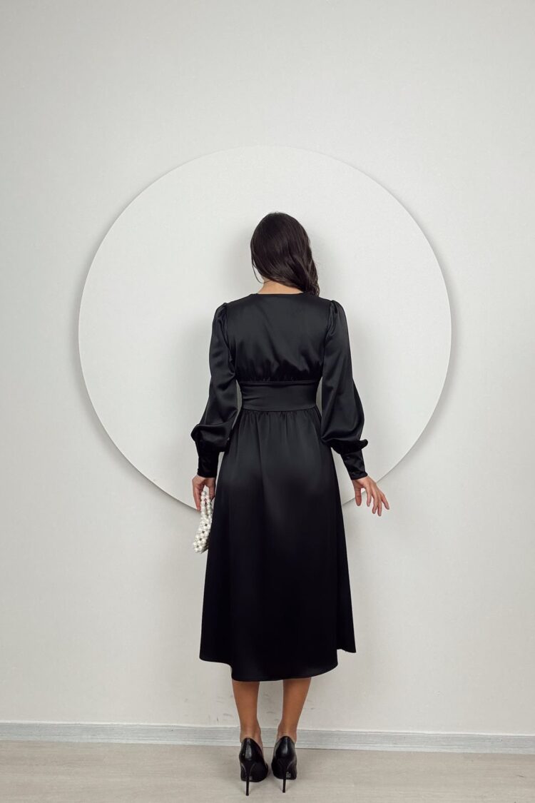 ElegantWrap Dress With V-Neck And Long Sleeves
