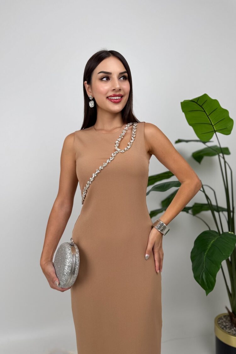 Elegant Beige Sheath Dress With Cap Sleeves