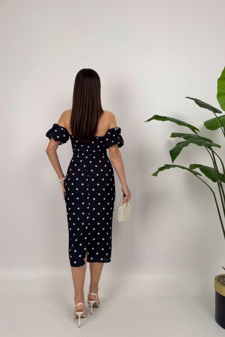 ElegantPolka Dot Sheath Dress