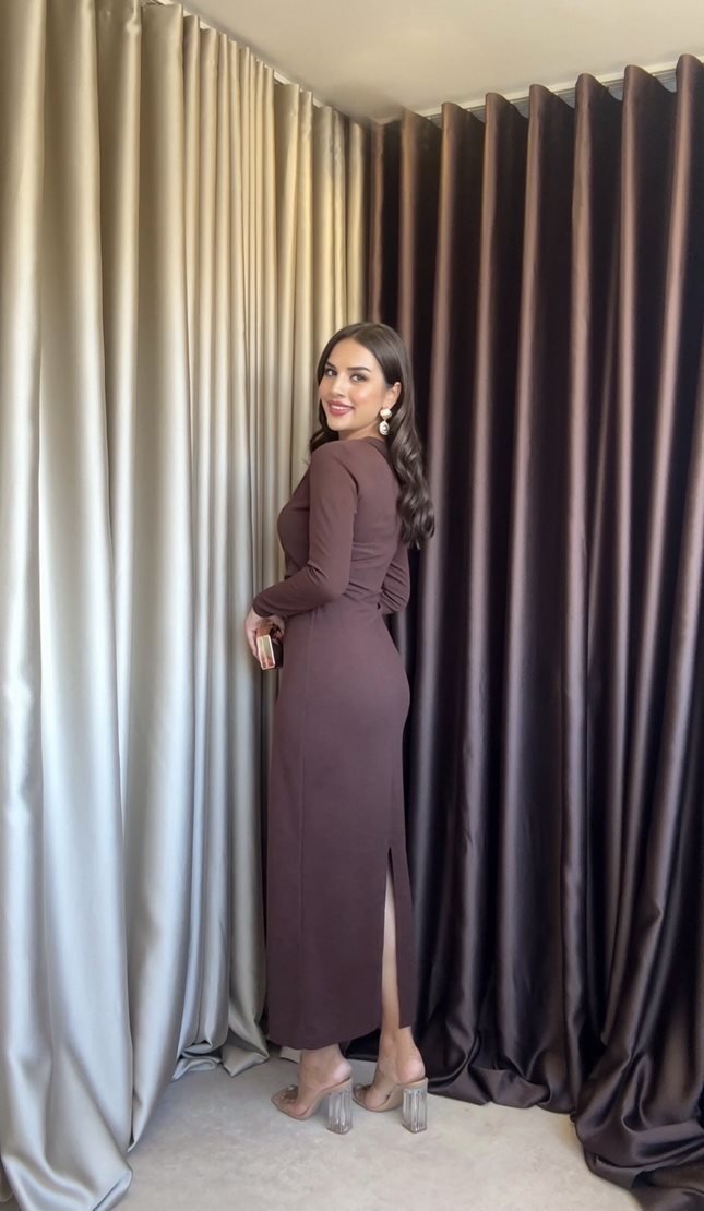 ElegantWrap Dress With Long Sleeves