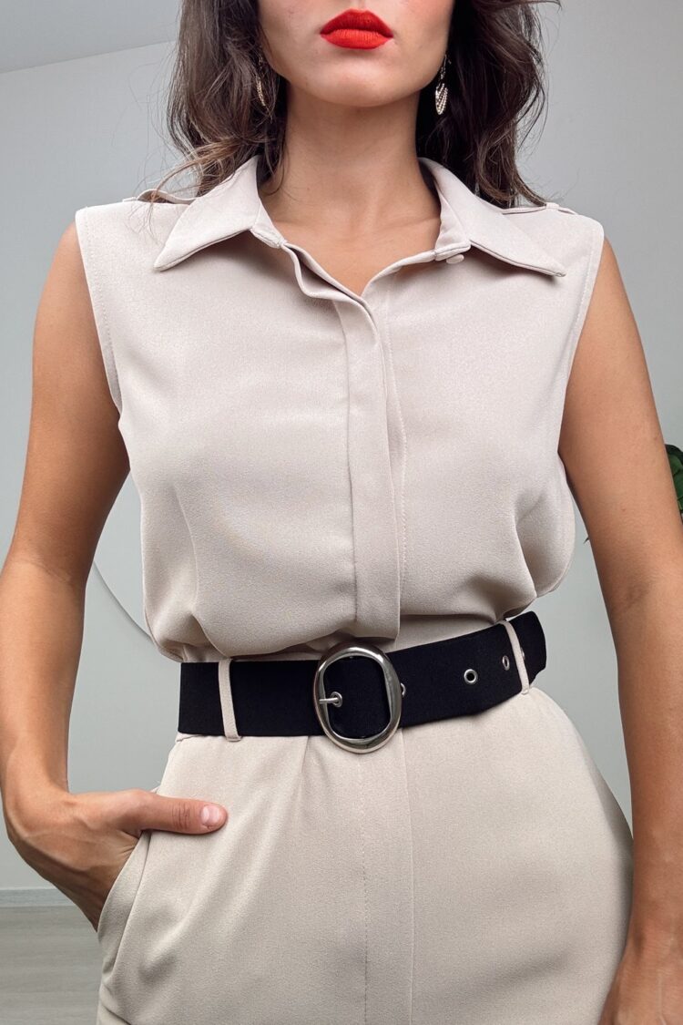 Elegant Tailored Jumpsuit With Notched Neck