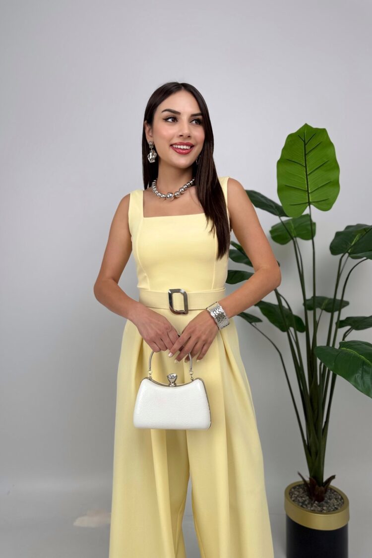 Elegant Tailored Sleeveless Jumpsuit