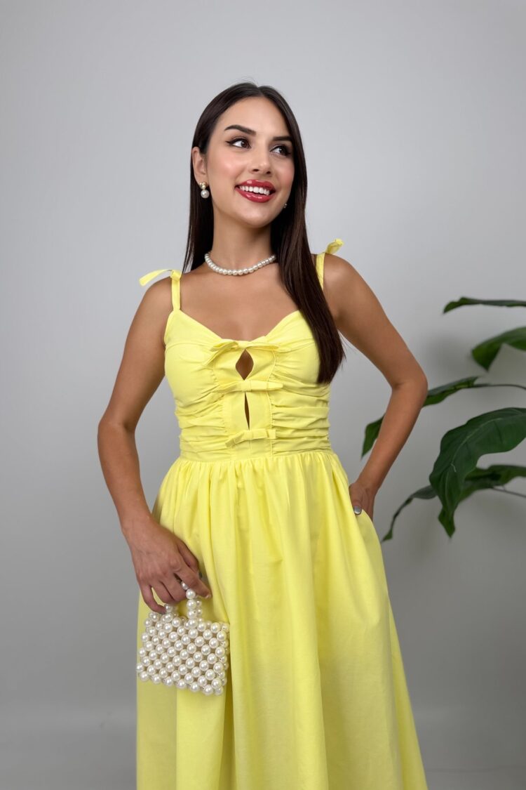 Fit And Flare Midi Dress With Sweetheart Neck
