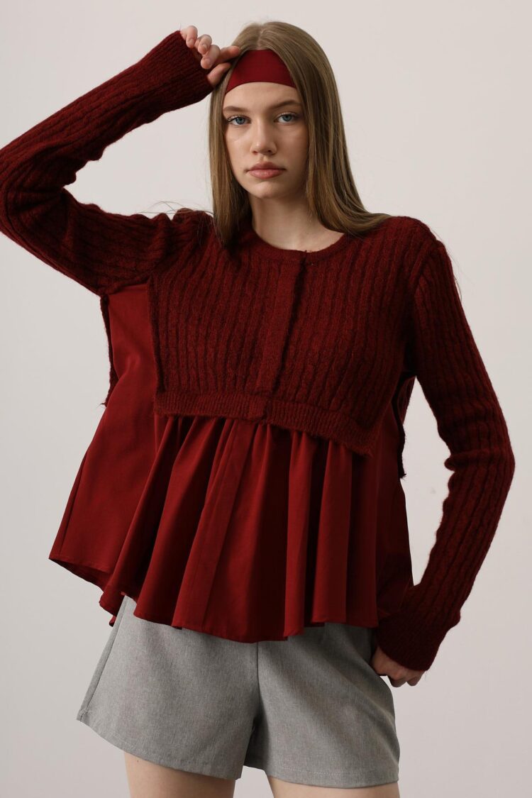 Red Shirt With Extra Long Sleeves And Buttoned Closure - Brand: Reyon - Women & Kids, Baby Clothes Wholesale - Globality Store