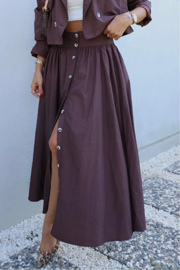 Green Flared Maxi Skirt With Buttoned Closure